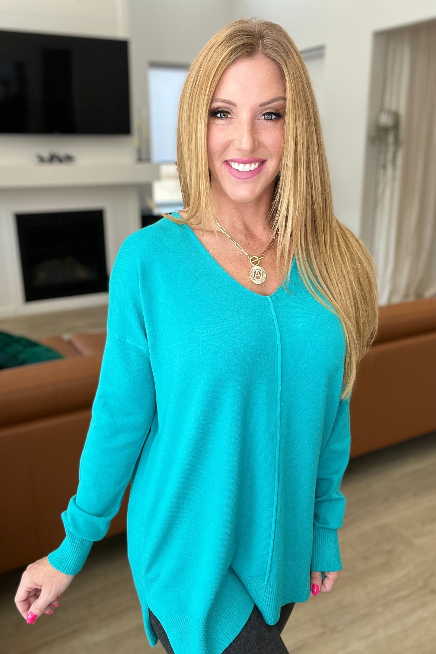 V-Neck Front Seam Sweater in Turquoise